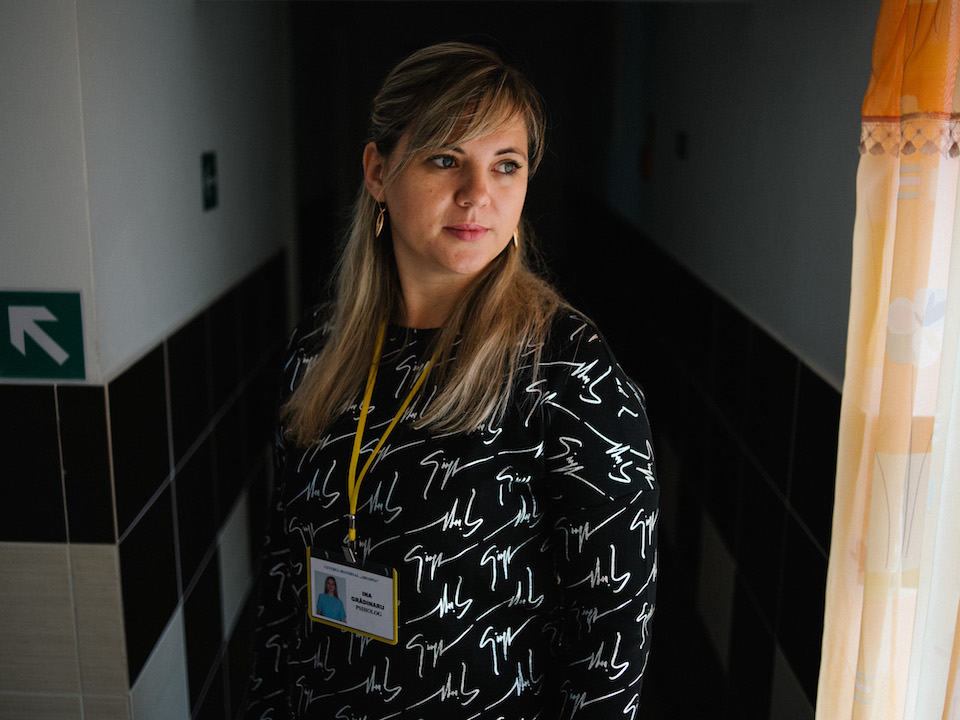 Ina Grădinaru, psihologă la Centrul de asistență și consiliere pentru victime ale violenței „Ariadna” din orașul Drochia