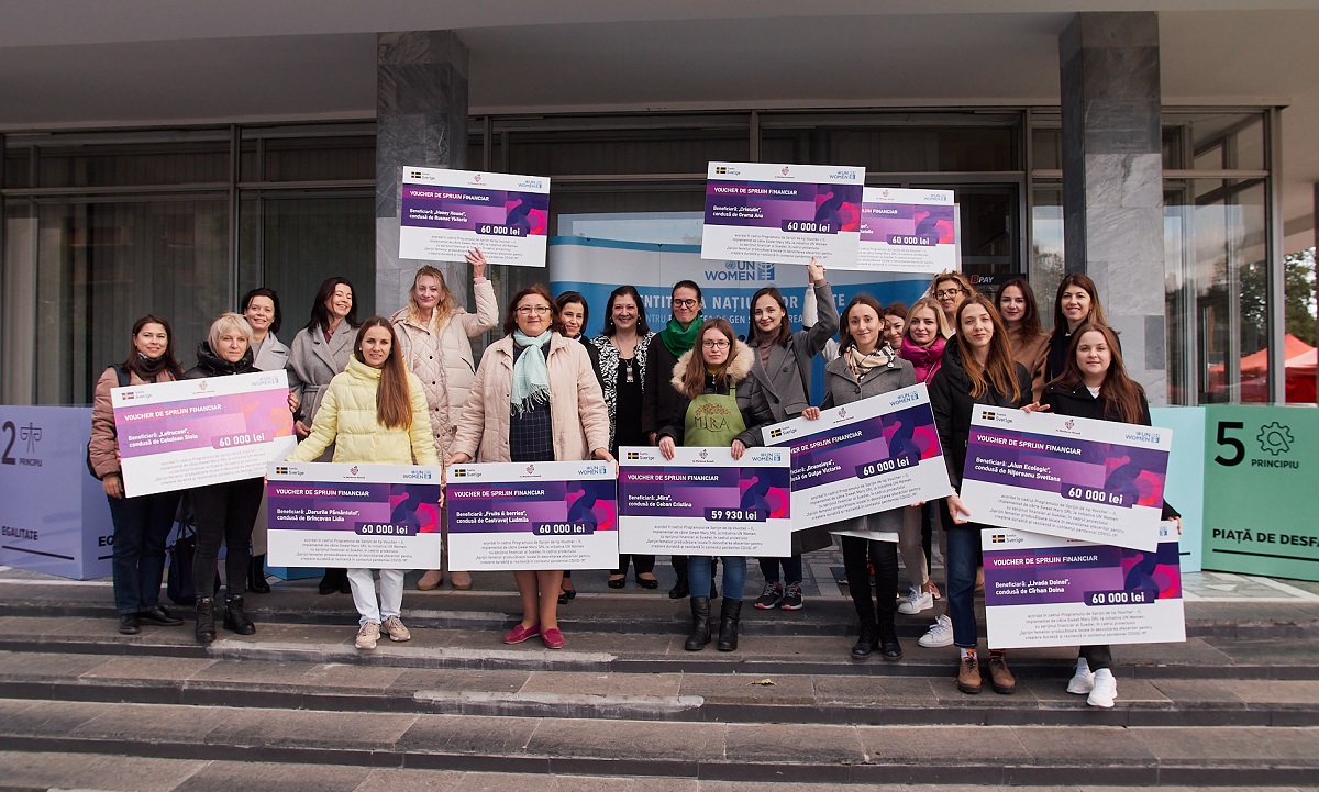 Zece femei antreprenoare din Moldova au primit câte 60,000 MDL pentru dezvoltarea afacerilor pe care le conduc