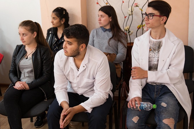 In Moldova, students discuss gender bias, and dare to dream